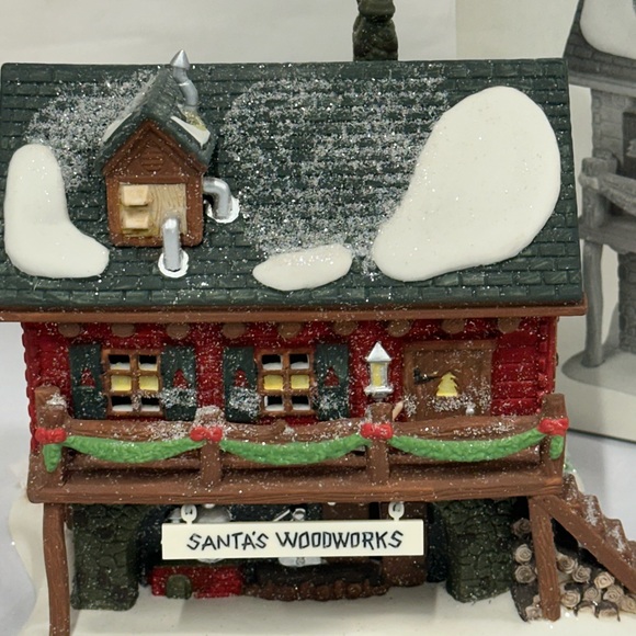 Vintage Heritage Village Collection “Santa’s Woodworks” Village Piece - Picture 2 of 5